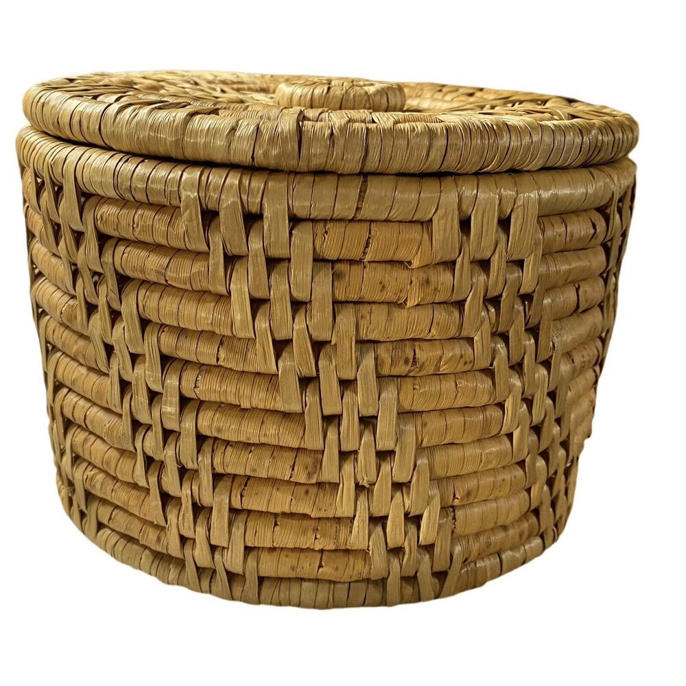 90s Boho 7 Inch Round Hand WOVEN Basket With Lid Aztec Design Home Decor